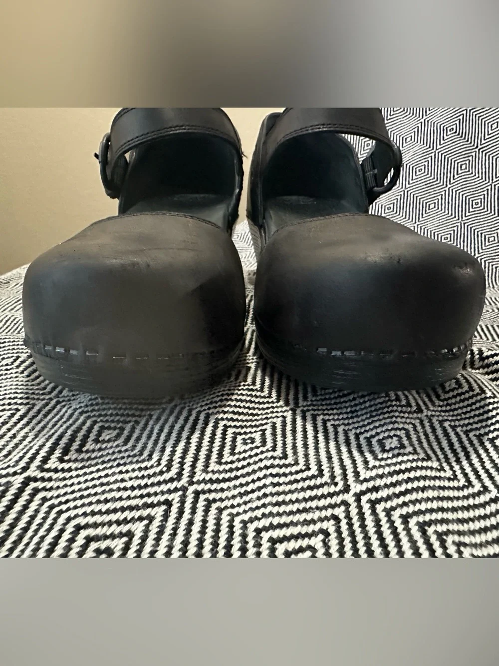 Dansko Makenna Black Leather Mary Jane Studded Heel Clogs Size 42 Comfort - Picture 14 of 16